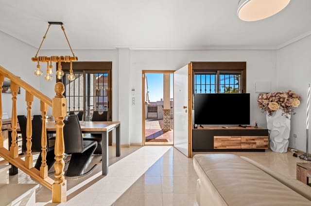 3 soveværelse Villa til salg i San Miguel de Salinas med swimmingpool garage - € 219.000 (Ref: 9623251)