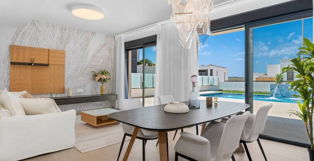 Chalet de 3 habitaciones en Campoamor en venta con piscina - 995.000 € (Ref: 9624292)