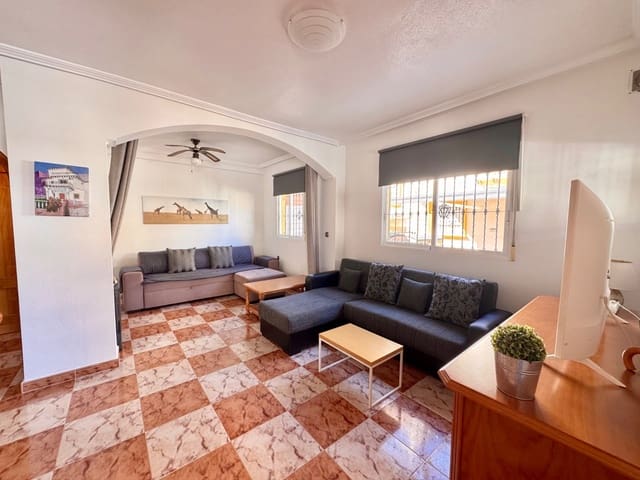 2 bedroom Townhouse for sale in Villamartin, Orihuela - € 185,000 (Ref: 9625355)