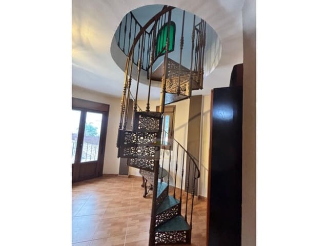 3 slaapkamer Huis te koop in Yunquera - € 210.000 (Ref: 9626668)