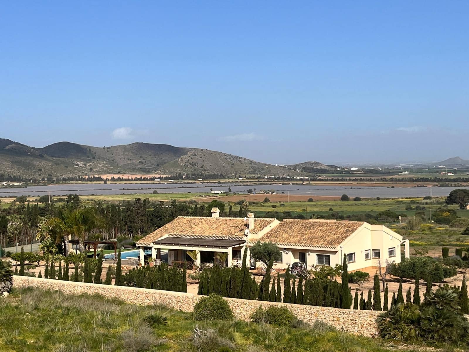 Chalet de 4 habitaciones en Los Belones en venta con piscina garaje - 1.650.000 € (Ref: 9627744)