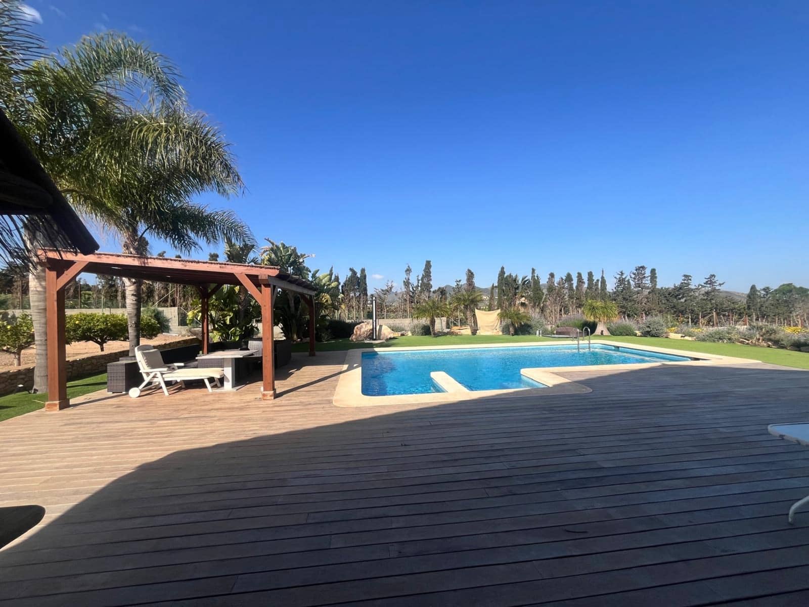 Chalet de 4 habitaciones en Los Belones en venta con piscina garaje - 1.650.000 € (Ref: 9627744)