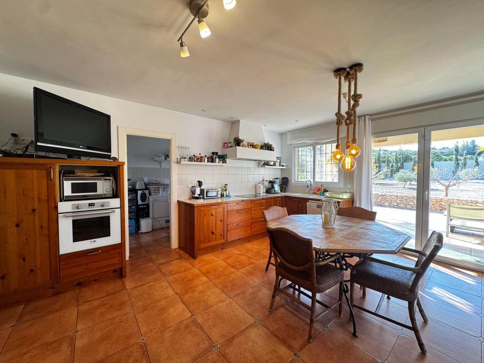 Chalet de 4 habitaciones en Los Belones en venta con piscina garaje - 1.650.000 € (Ref: 9627744)