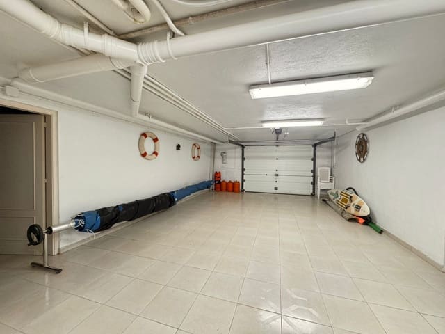 Chalet de 5 habitaciones en La Manga del Mar Menor en venta con piscina garaje - 870.000 € (Ref: 9627746)