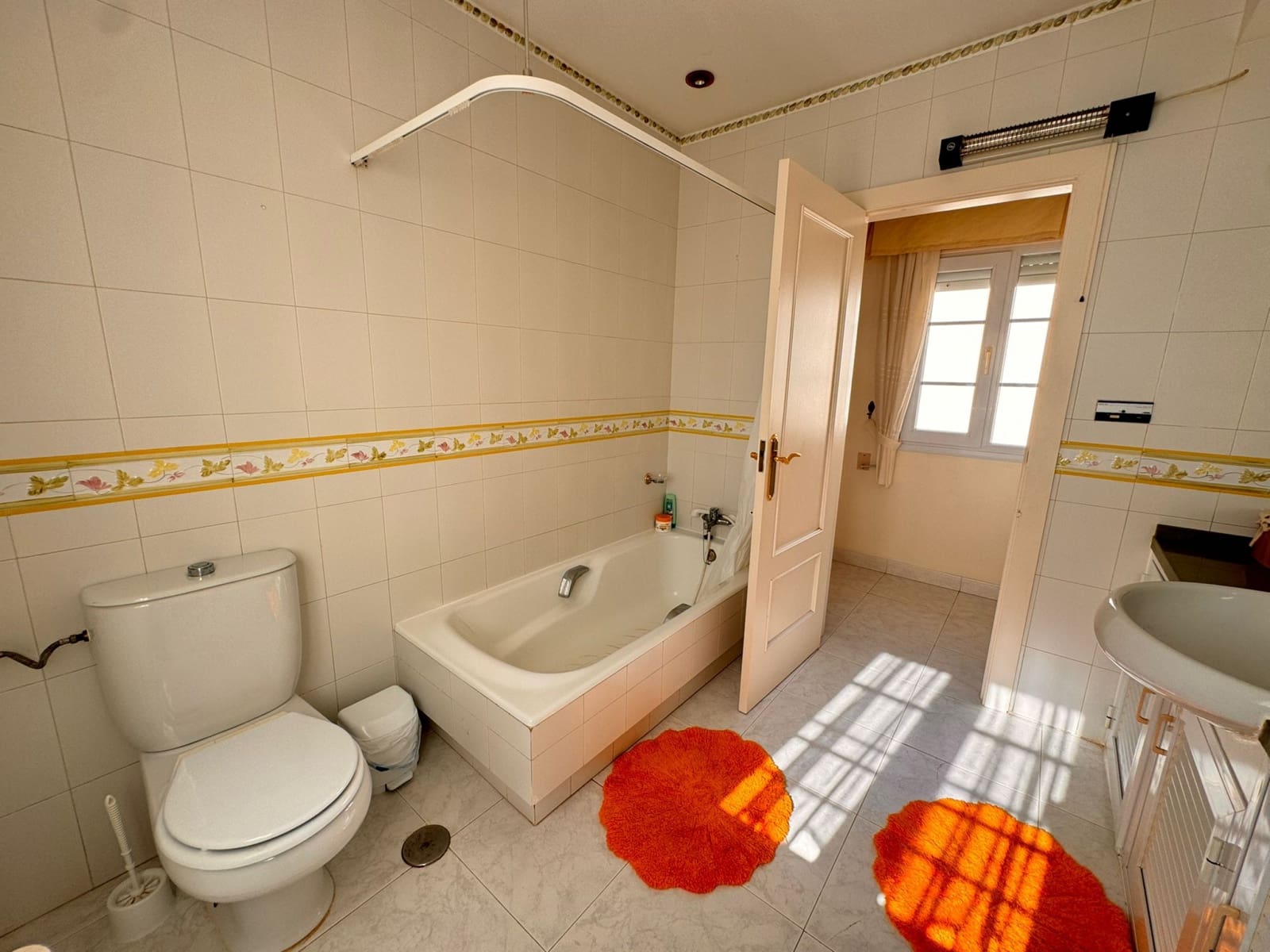 Chalet de 5 habitaciones en La Manga del Mar Menor en venta con piscina garaje - 870.000 € (Ref: 9627746)