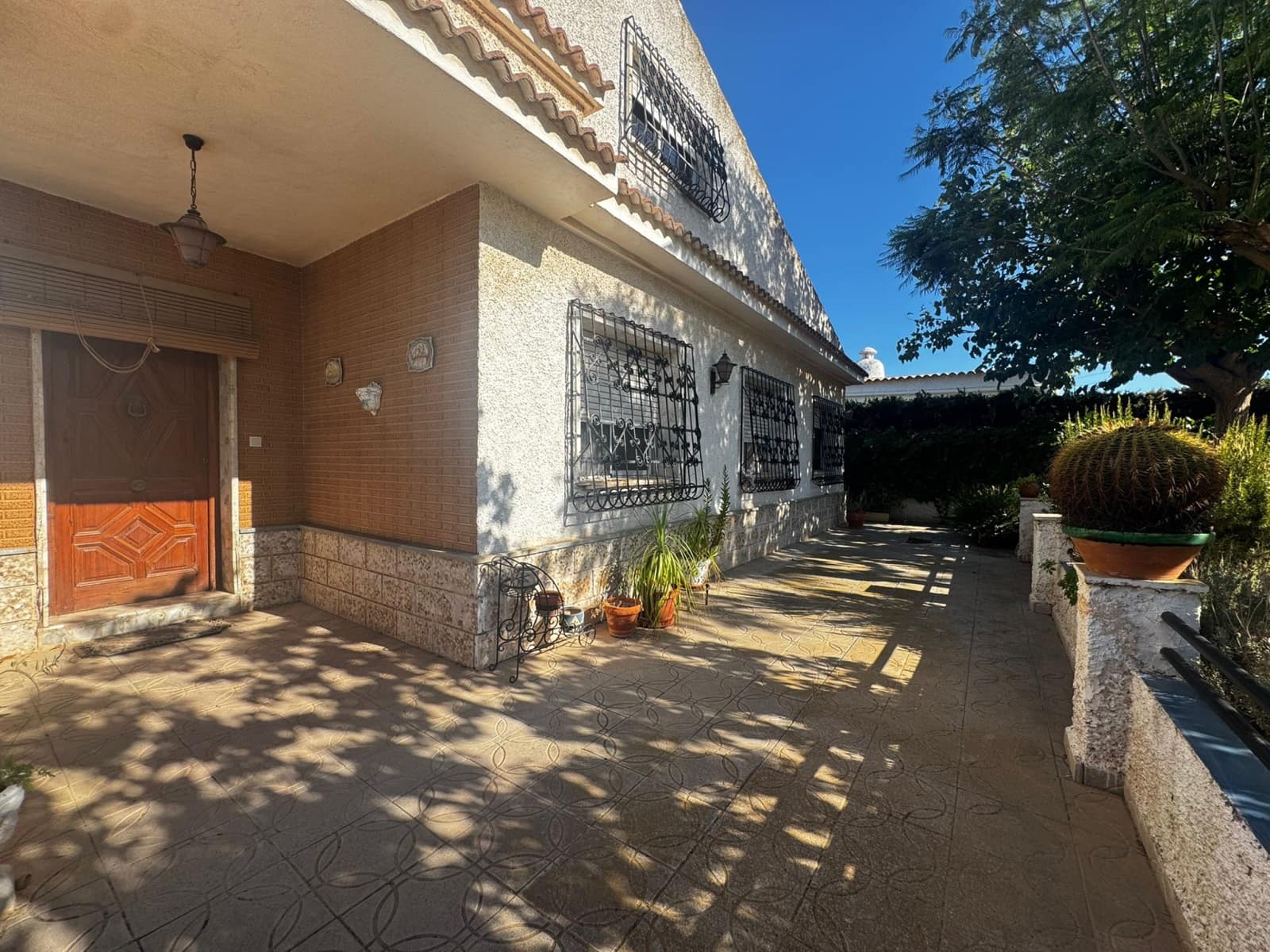 Chalet de 5 habitaciones en Cartagena en venta con piscina - 295.000 € (Ref: 9627748)