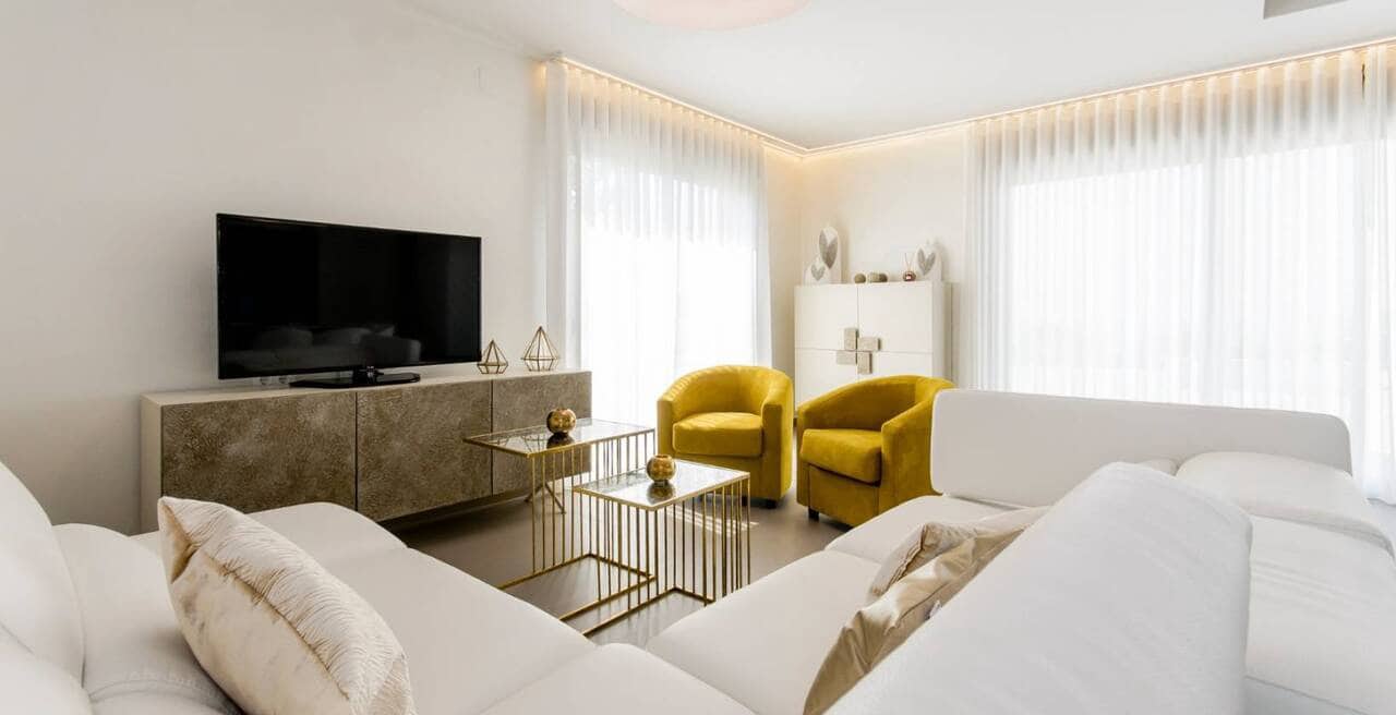 3 sypialnia Willa na sprzedaż w Campoamor z basenem garażem - 1 195 000 € (Ref: 9629861)