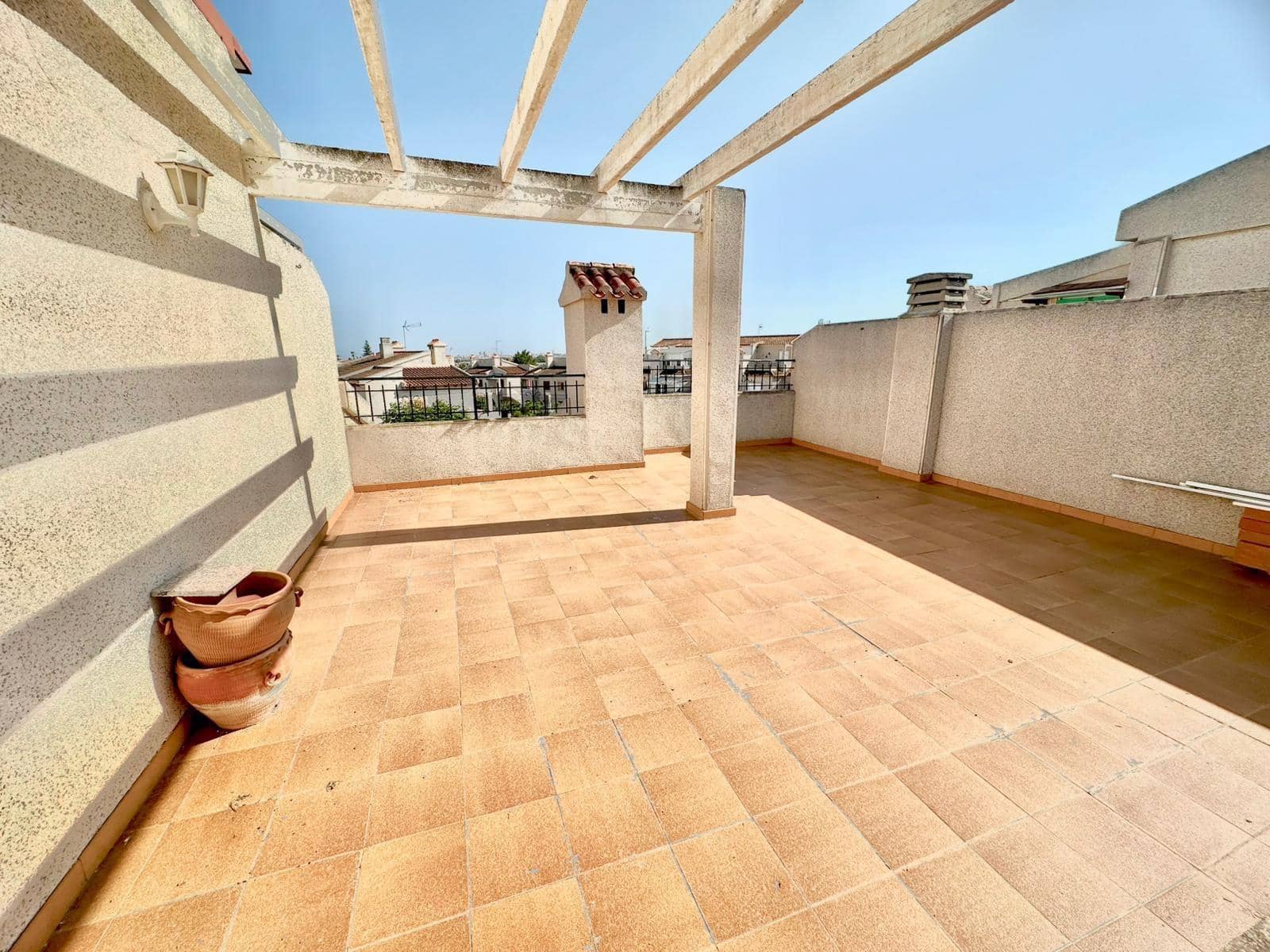2 slaapkamer Bungalow te koop in Guardamar del Segura met zwembad - € 136.000 (Ref: 9631501)