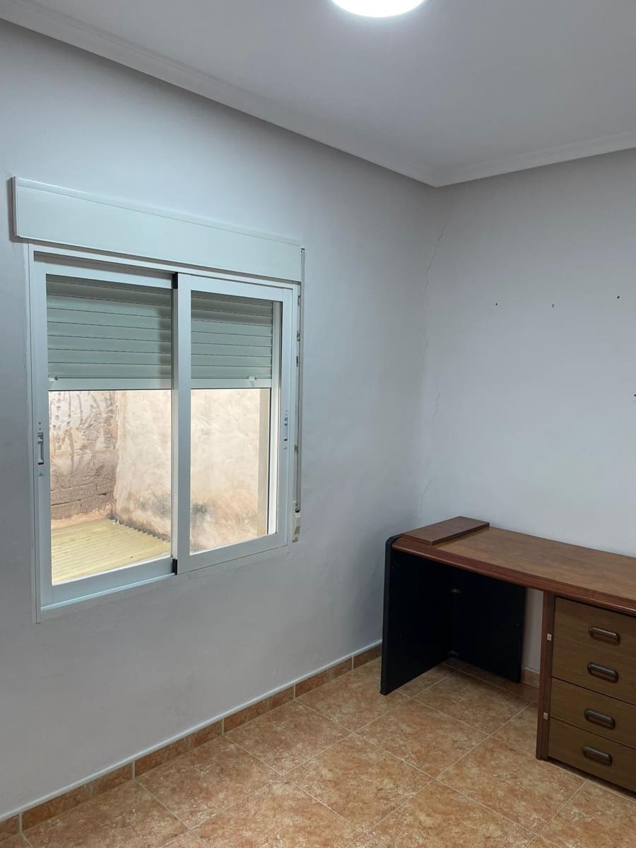 4 quarto Apartamento para venda em Albatera - 137 000 € (Ref: 9631503)