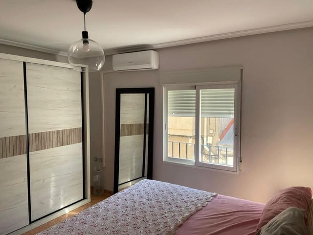 4 quarto Apartamento para venda em Albatera - 137 000 € (Ref: 9631503)