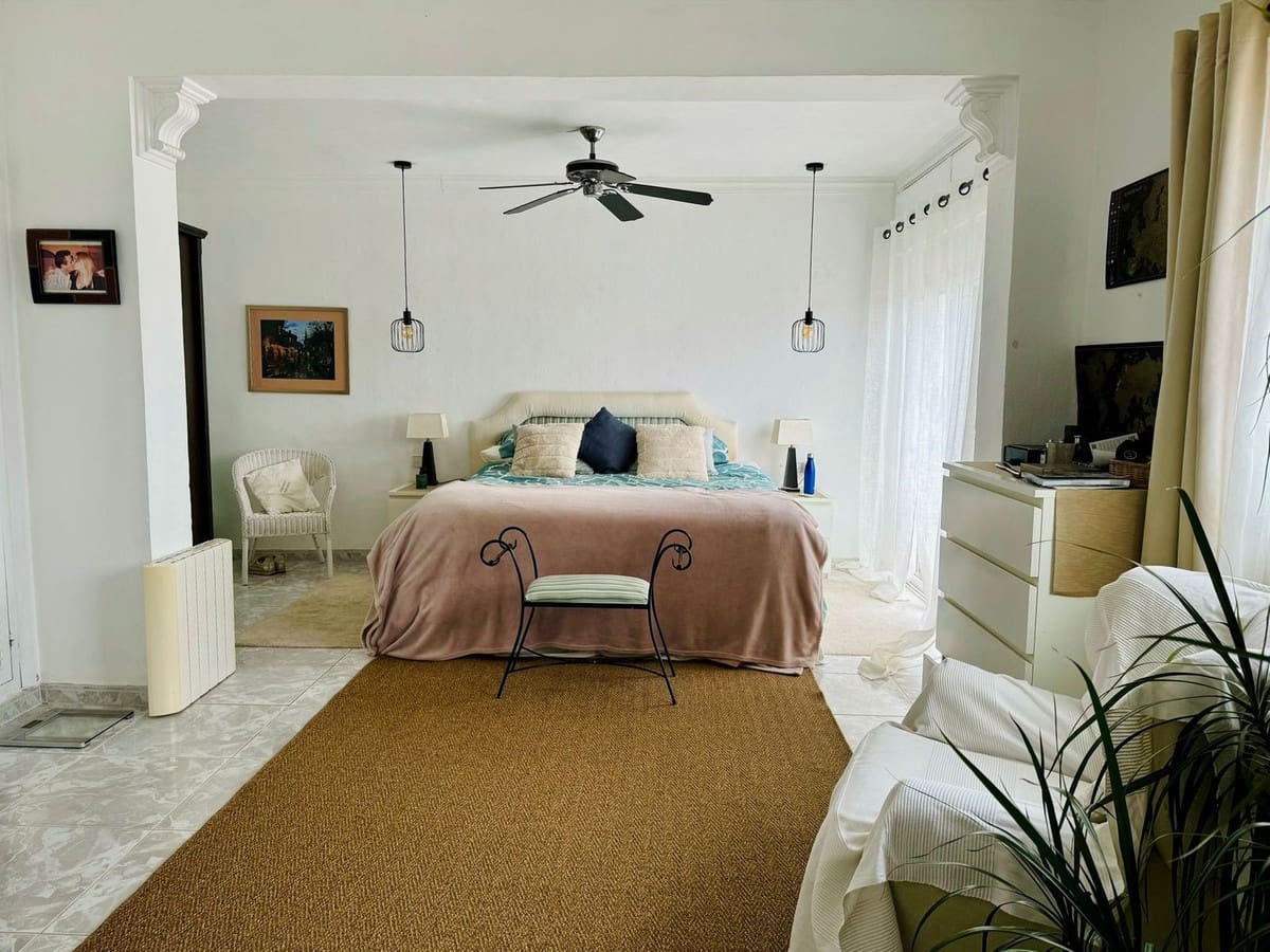 5 quarto Moradia para venda em Mijas com piscina - 895 000 € (Ref: 9633672)