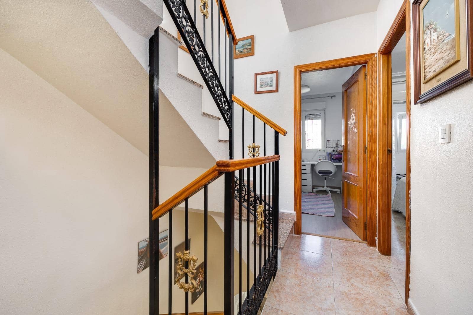 3 soveværelse Byhus til salg i Torrevieja med swimmingpool - € 249.900 (Ref: 9635248)