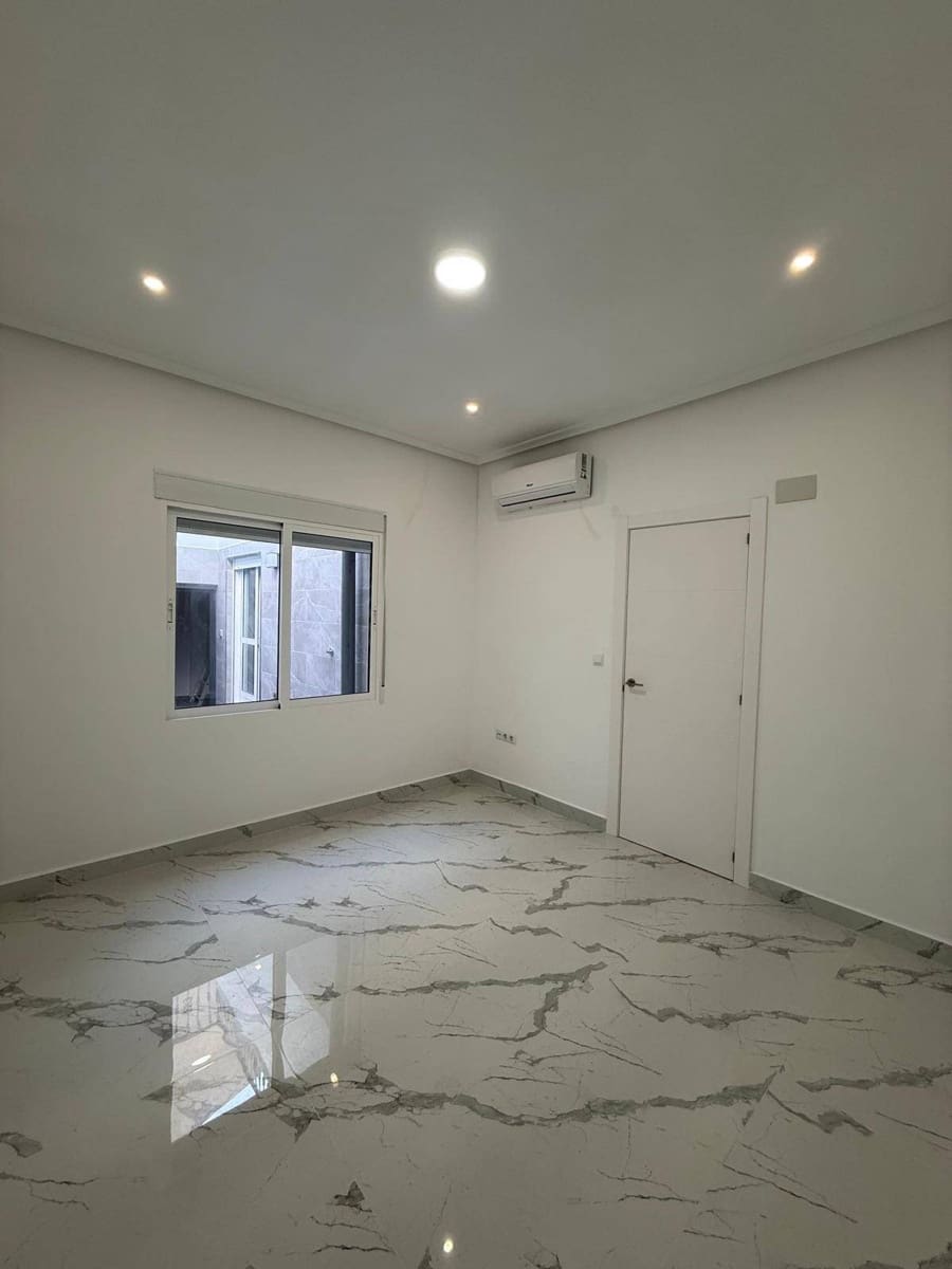 3 soveværelse Byhus til salg i San Pedro del Pinatar - € 295.000 (Ref: 9635274)