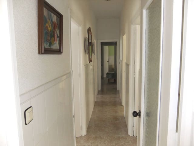 Casa de 5 habitaciones en Pilar de la Horadada en venta - 223.000 € (Ref: 9635302)