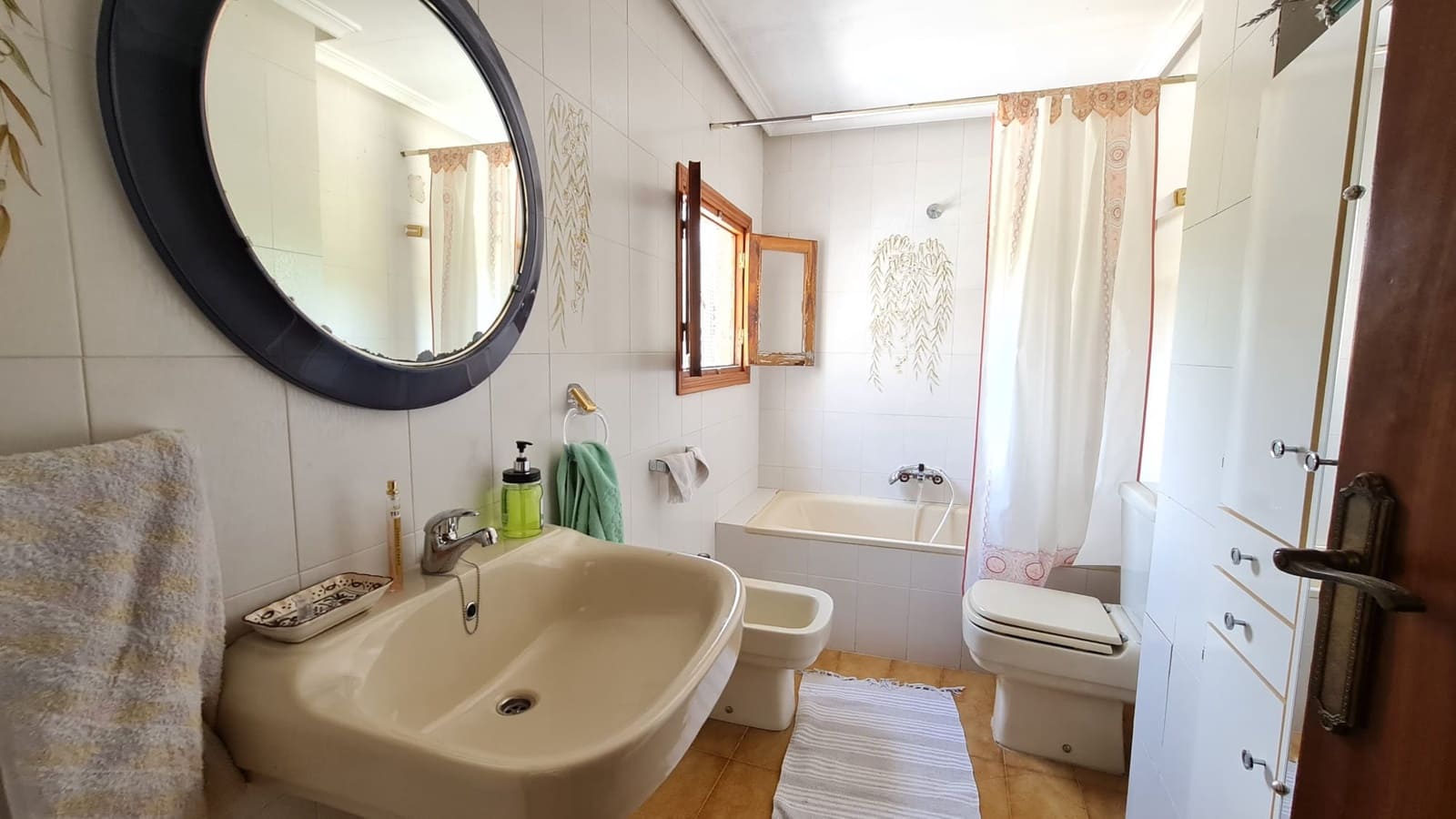 8 sypialnia Finka/Dom wiejski na sprzedaż w Monovar / Monover z basenem garażem - 328 000 € (Ref: 9637935)