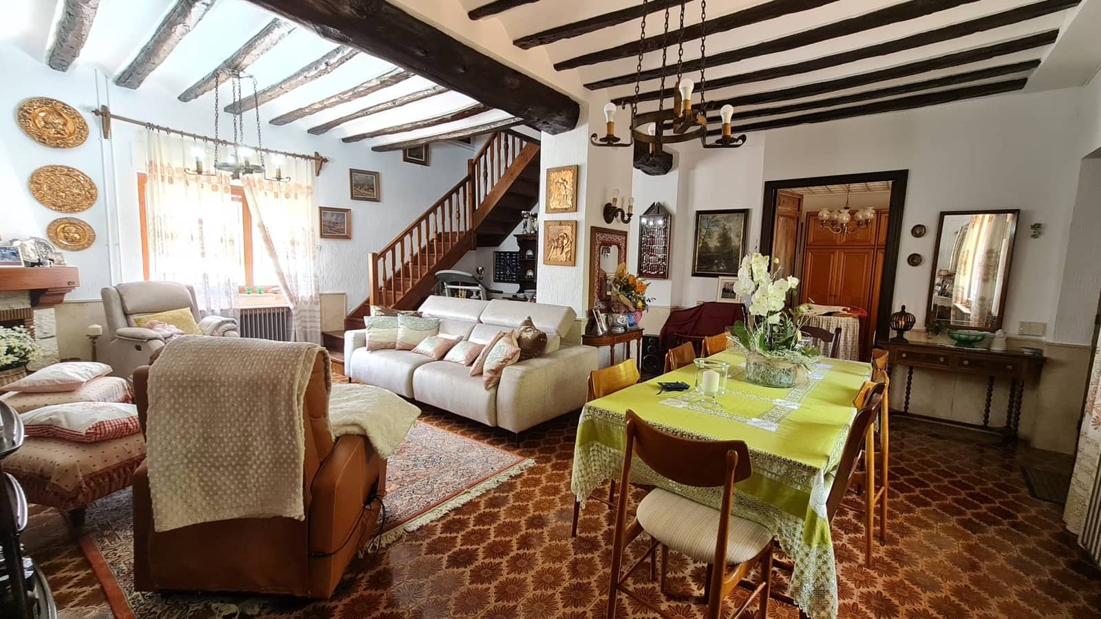 8 sypialnia Finka/Dom wiejski na sprzedaż w Monovar / Monover z basenem garażem - 328 000 € (Ref: 9637935)