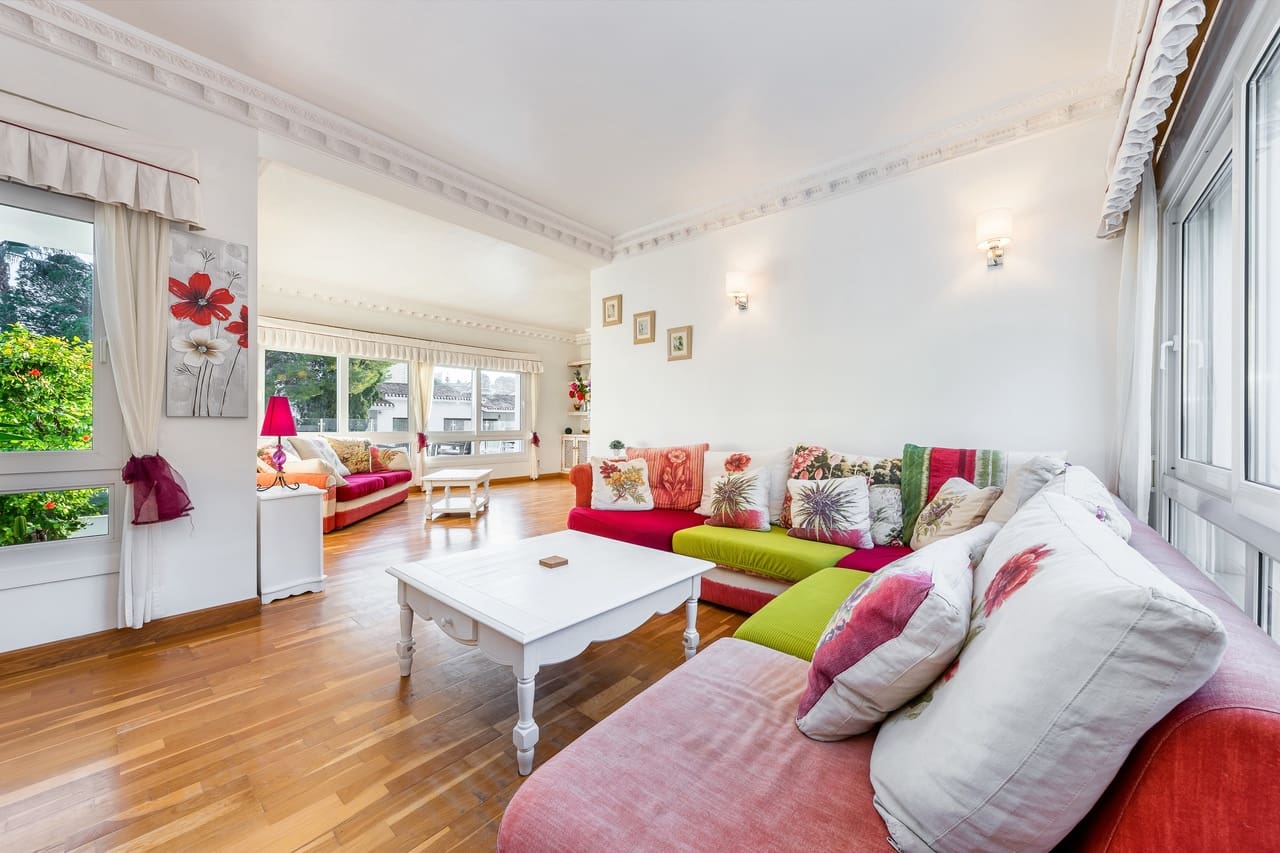 7 chambre Villa/Maison à vendre à Dehesa de Campoamor avec garage - 1 350 000 € (Ref: 9637936)