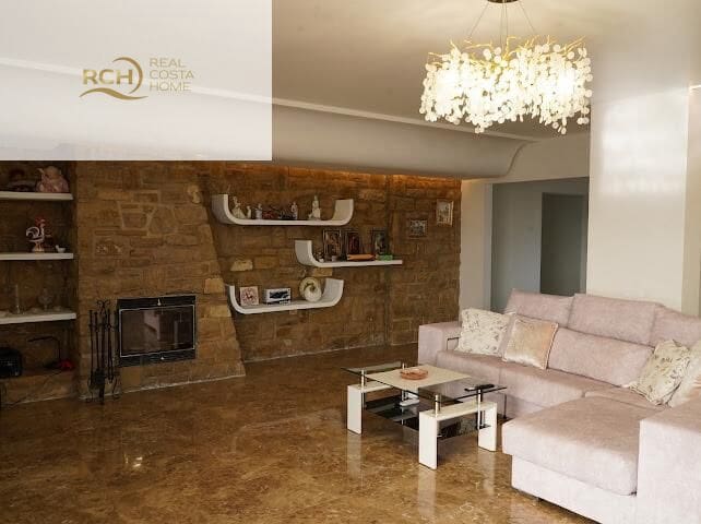 6 slaapkamer Villa te koop in La Nucia met zwembad - € 1.200.000 (Ref: 9638889)