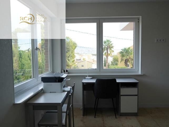 6 slaapkamer Villa te koop in La Nucia met zwembad - € 1.200.000 (Ref: 9638889)
