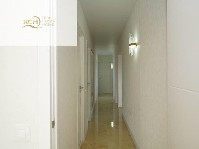 6 slaapkamer Villa te koop in La Nucia met zwembad - € 1.200.000 (Ref: 9638889)