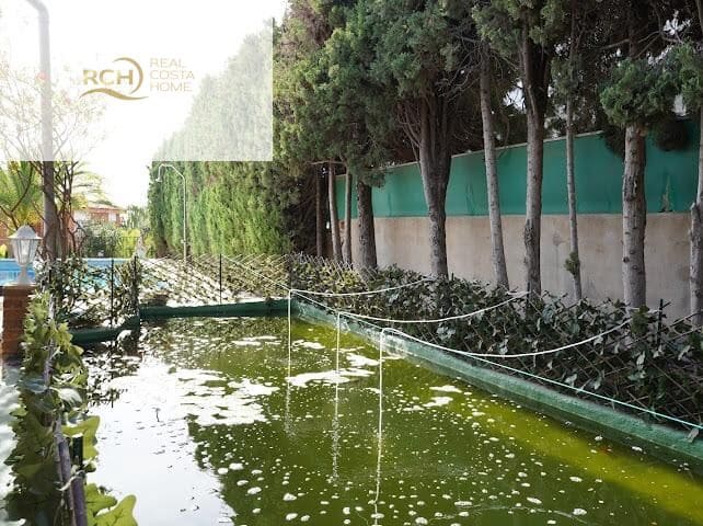 6 slaapkamer Villa te koop in La Nucia met zwembad - € 1.200.000 (Ref: 9638889)