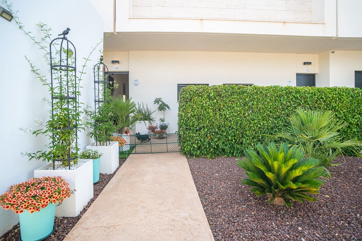 2 quarto Apartamento para venda em Pilar de la Horadada com piscina - 299 950 € (Ref: 9638939)