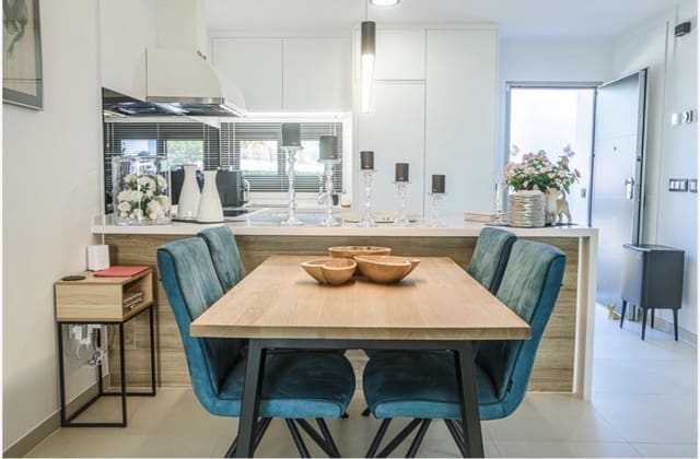 Apartamento de 2 habitaciones en Pilar de la Horadada en venta con garaje - 299.950 € (Ref: 9639307)