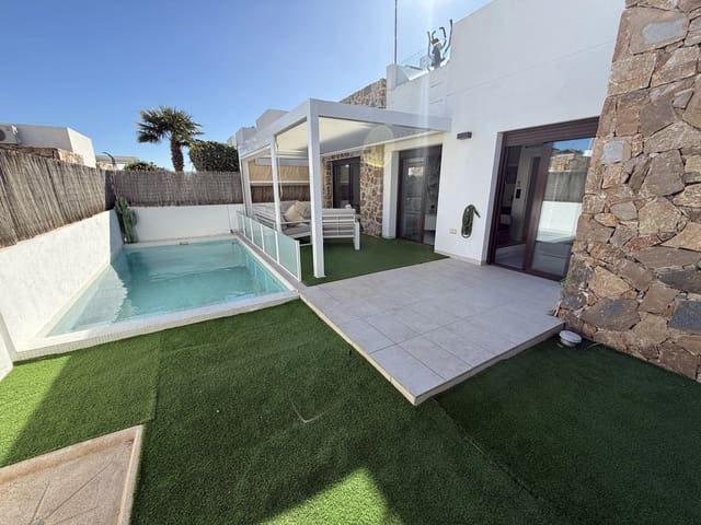 3 slaapkamer Villa te koop in Cabo Roig, Orihuela met garage - € 359.000 (Ref: 9639308)