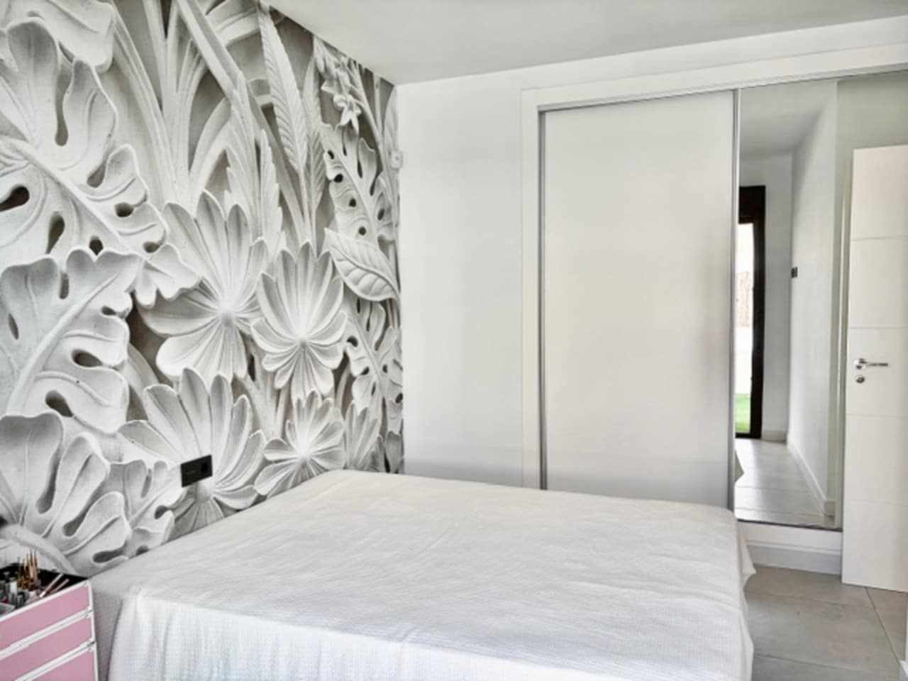 3 bedroom Villa for sale in Cabo Roig with garage - € 359,000 (Ref: 9639308)