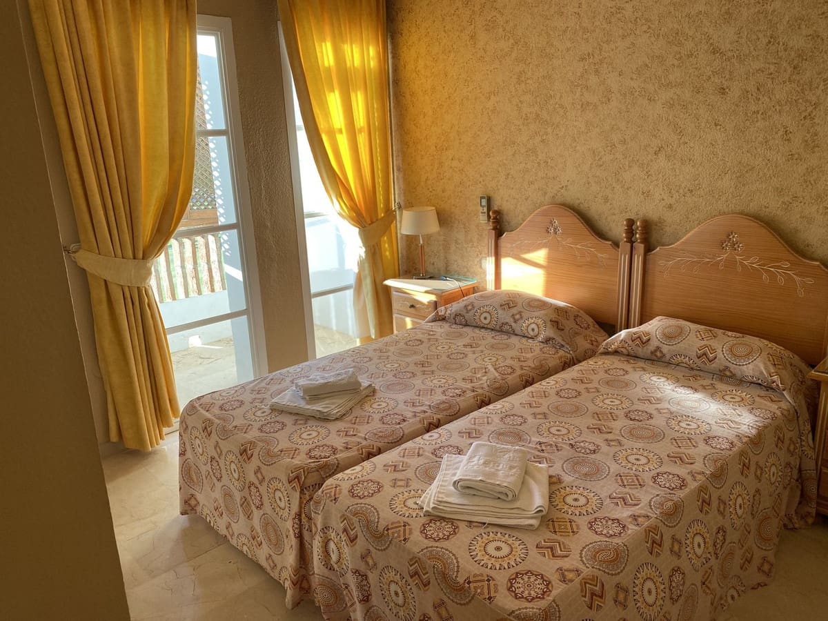 3 bedroom Apartment for sale in Mijas with pool - € 375,000 (Ref: 9639433)