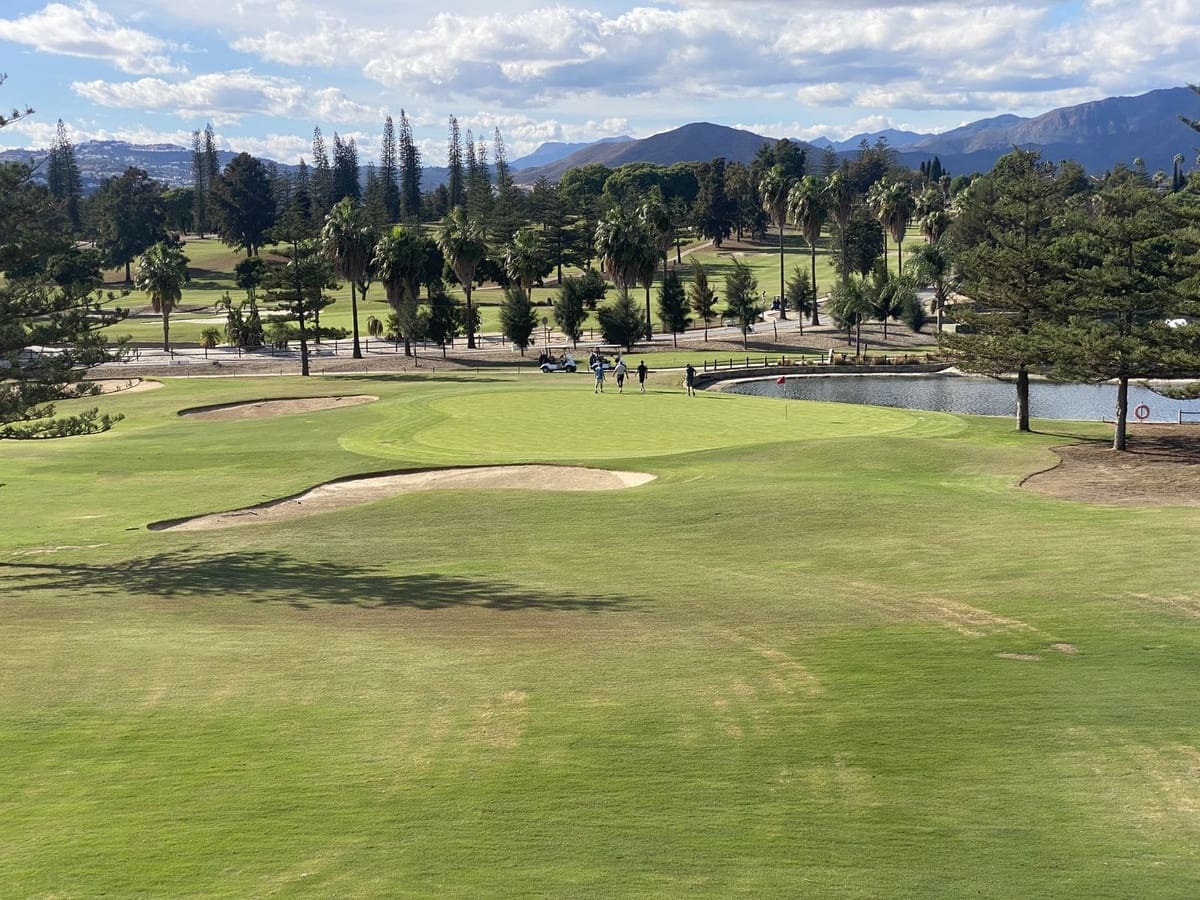 3 bedroom Apartment for sale in Mijas with pool - € 375,000 (Ref: 9639434)