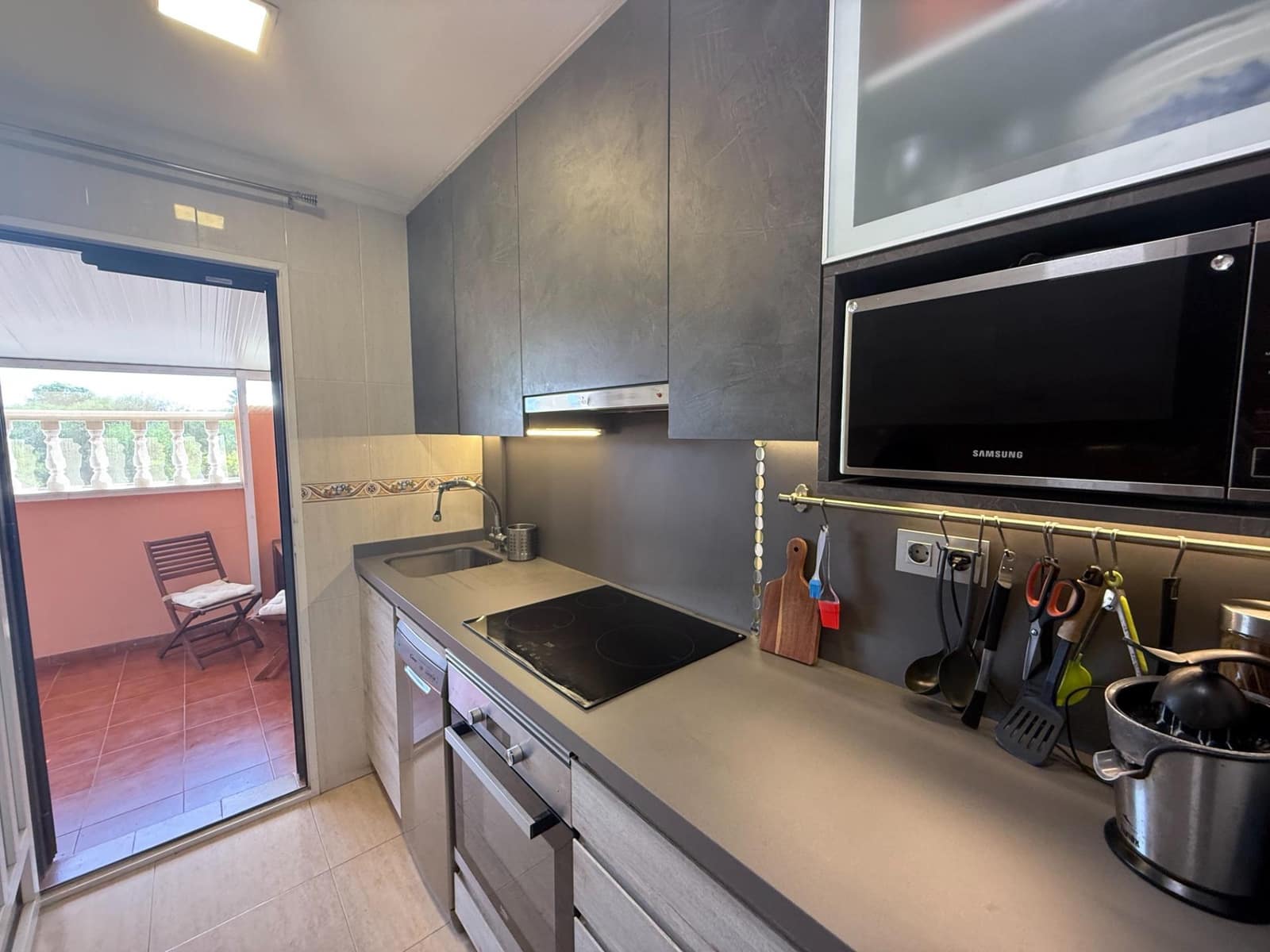 3 quarto Casa em Banda para venda em Torrevieja com piscina - 215 000 € (Ref: 9642833)