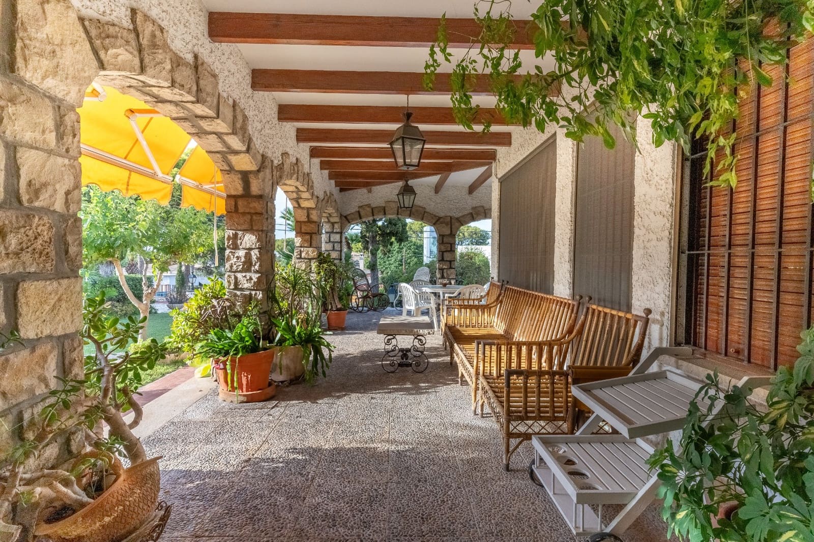 Chalet de 8 habitaciones en Alicante / Alacant ciudad en venta con piscina garaje - 1.600.000 € (Ref: 9643555)