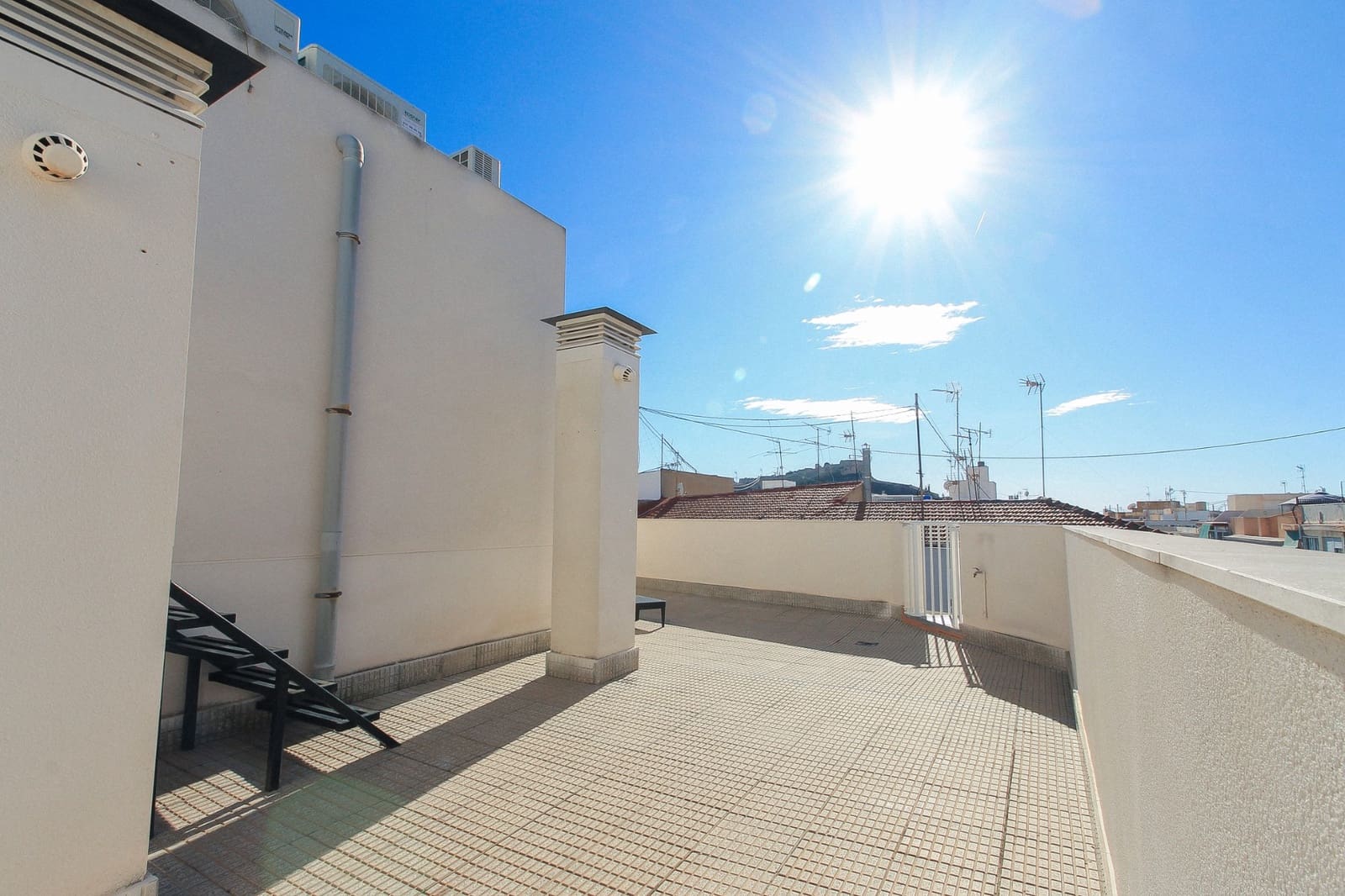 3 slaapkamer Appartement te koop in Alicante stad - € 299.000 (Ref: 9643556)