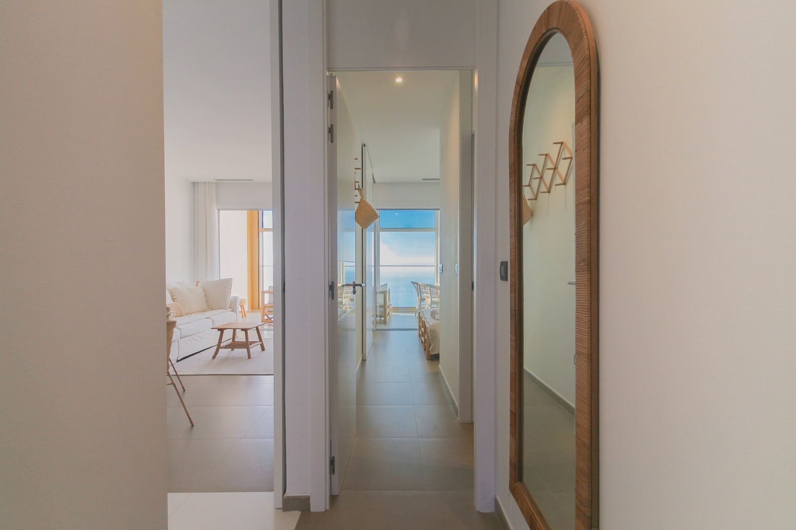 2 quarto Apartamento para venda em Benidorm com garagem - 650 000 € (Ref: 9643558)