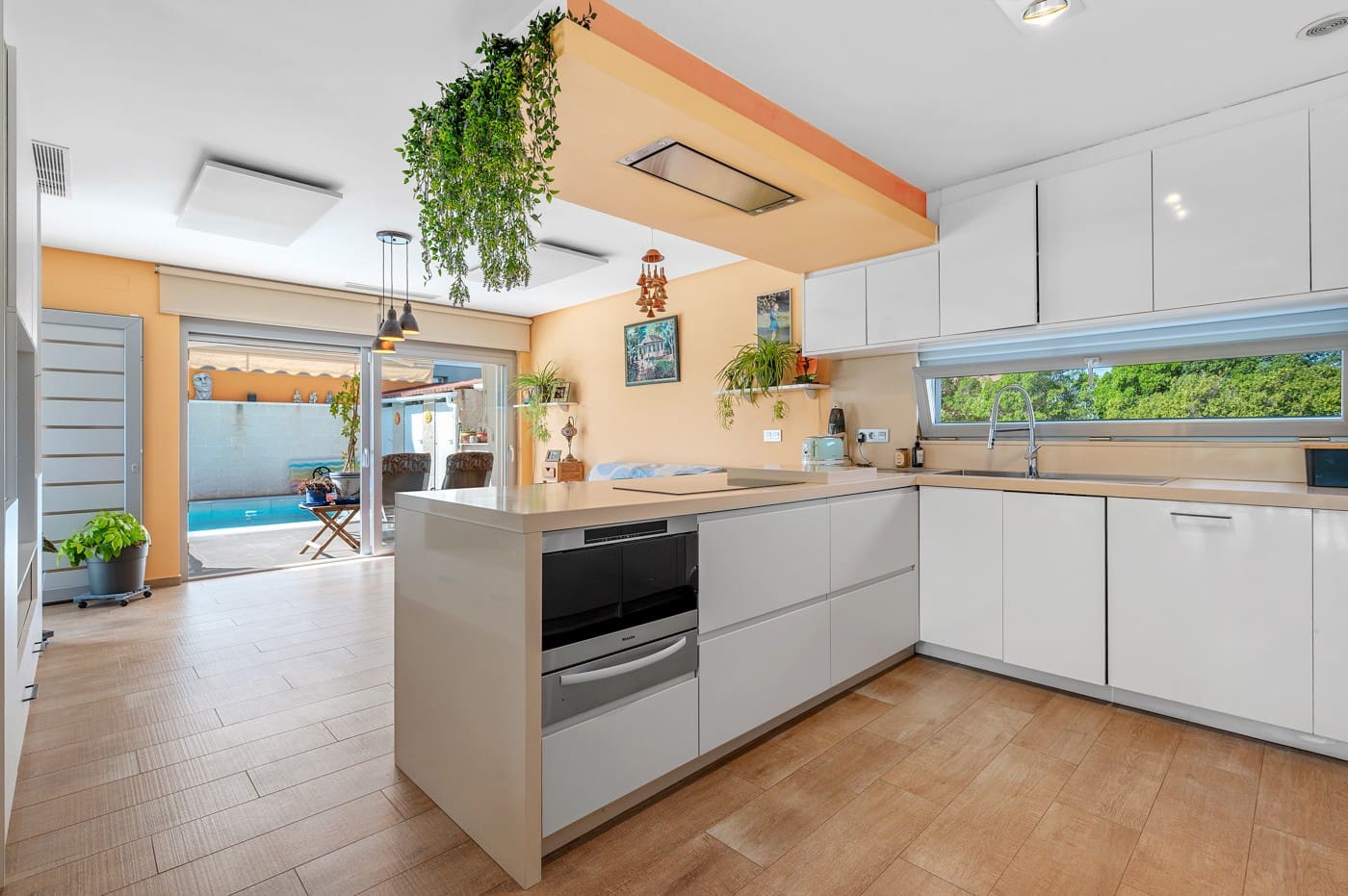 2 slaapkamer Villa te koop in Benijofar met zwembad garage - € 399.000 (Ref: 9643685)