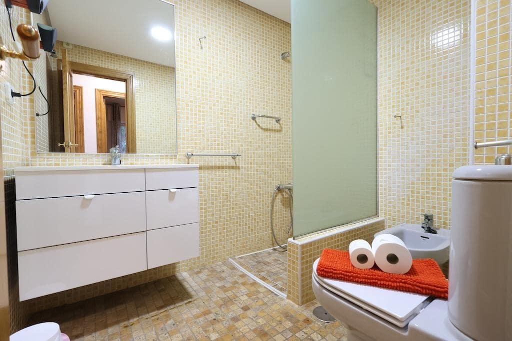 2 quarto Bungalow para venda em Orihuela Costa - 300 000 € (Ref: 9643686)