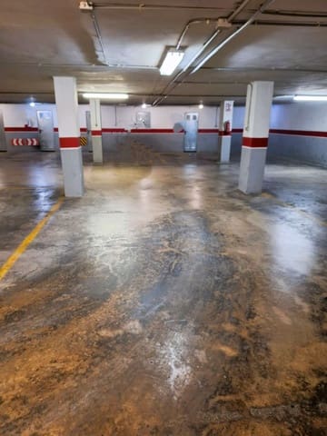 Garasje til salgs i Torrevieja - € 19 999 (Ref: 9647797)