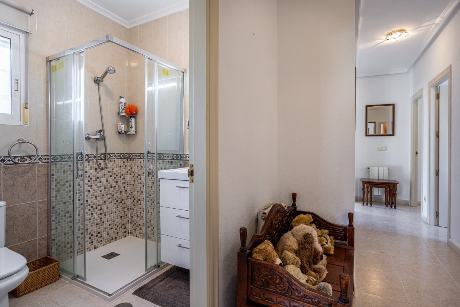 3 bedroom Villa for sale in Bigastro with garage - € 295,000 (Ref: 9647921)