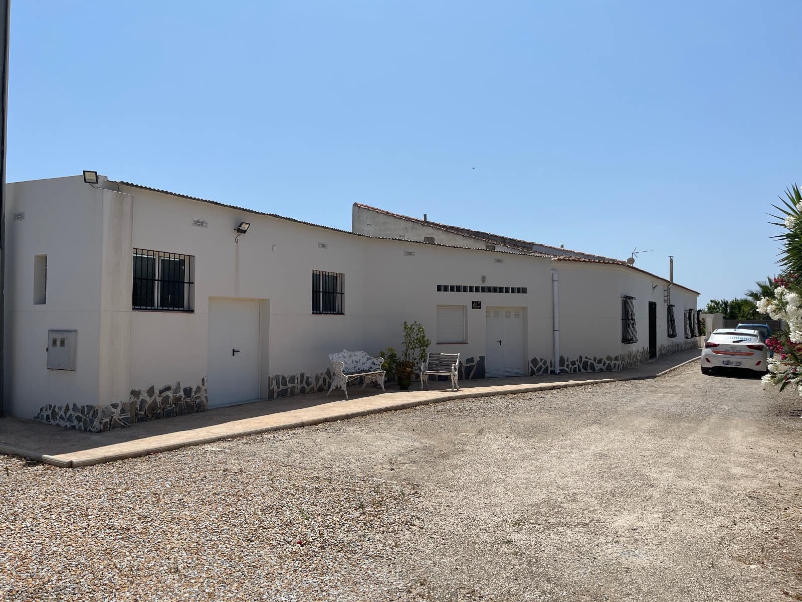 Chalet de 4 habitaciones en Daya Nueva en venta con piscina - 405.000 € (Ref: 9647923)