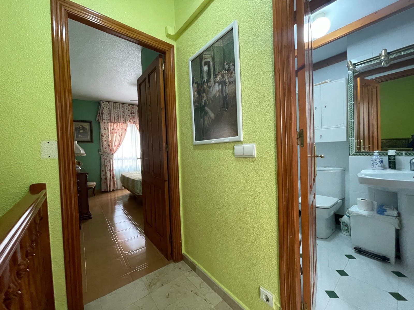 5 bedroom Townhouse for sale in Guardamar del Segura - € 435,000 (Ref: 9647926)