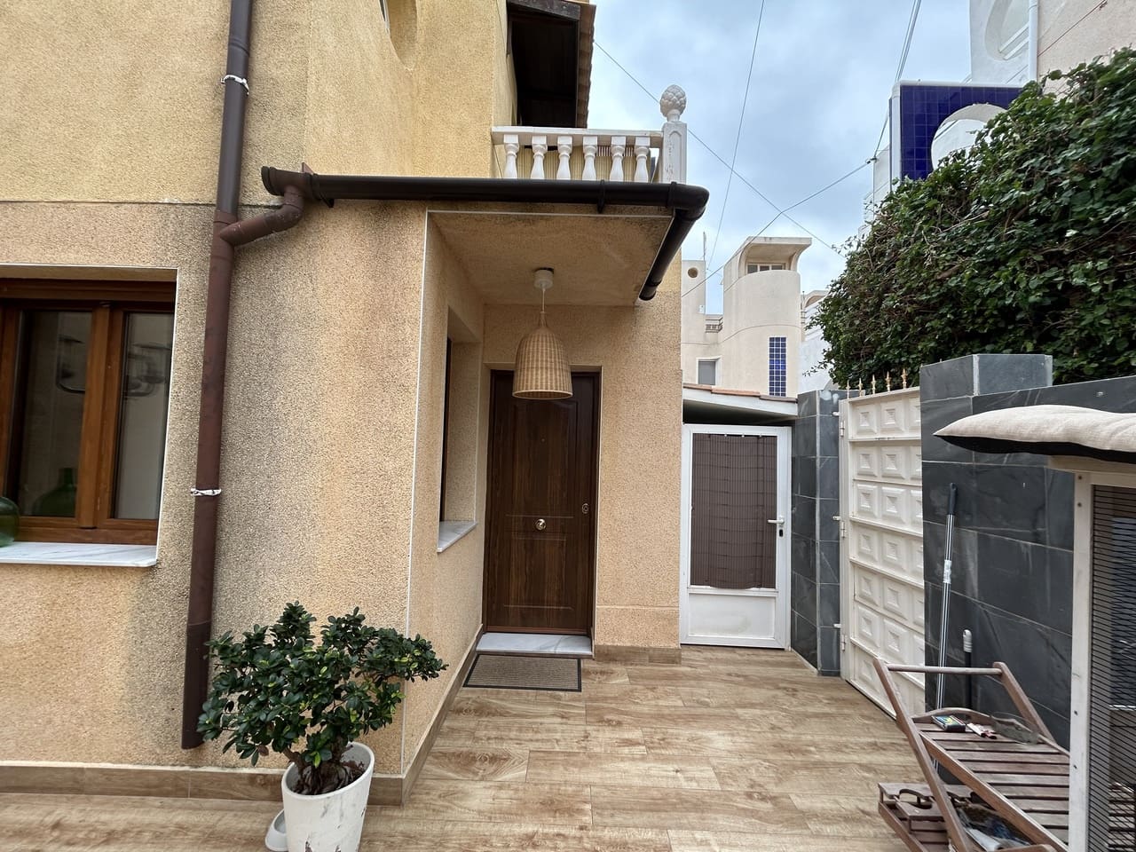 2 chambre Maison de Ville à vendre à Torrevieja avec garage - 189 900 € (Ref: 9649904)
