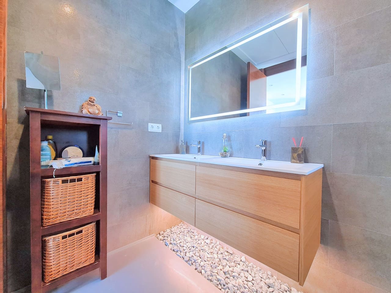 Chalet de 3 habitaciones en Los Alcázares en venta con garaje - 775.000 € (Ref: 9649905)