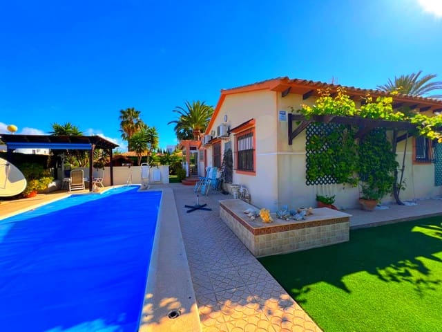 3 chambre Villa/Maison à vendre à Cabo Roig, Orihuela avec garage - 790 000 € (Ref: 9649906)