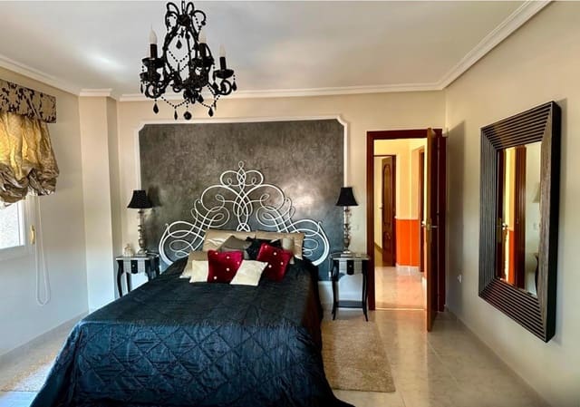 5 chambre Villa/Maison à vendre à Ciudad Quesada, Rojales avec piscine - 649 000 € (Ref: 9650744)