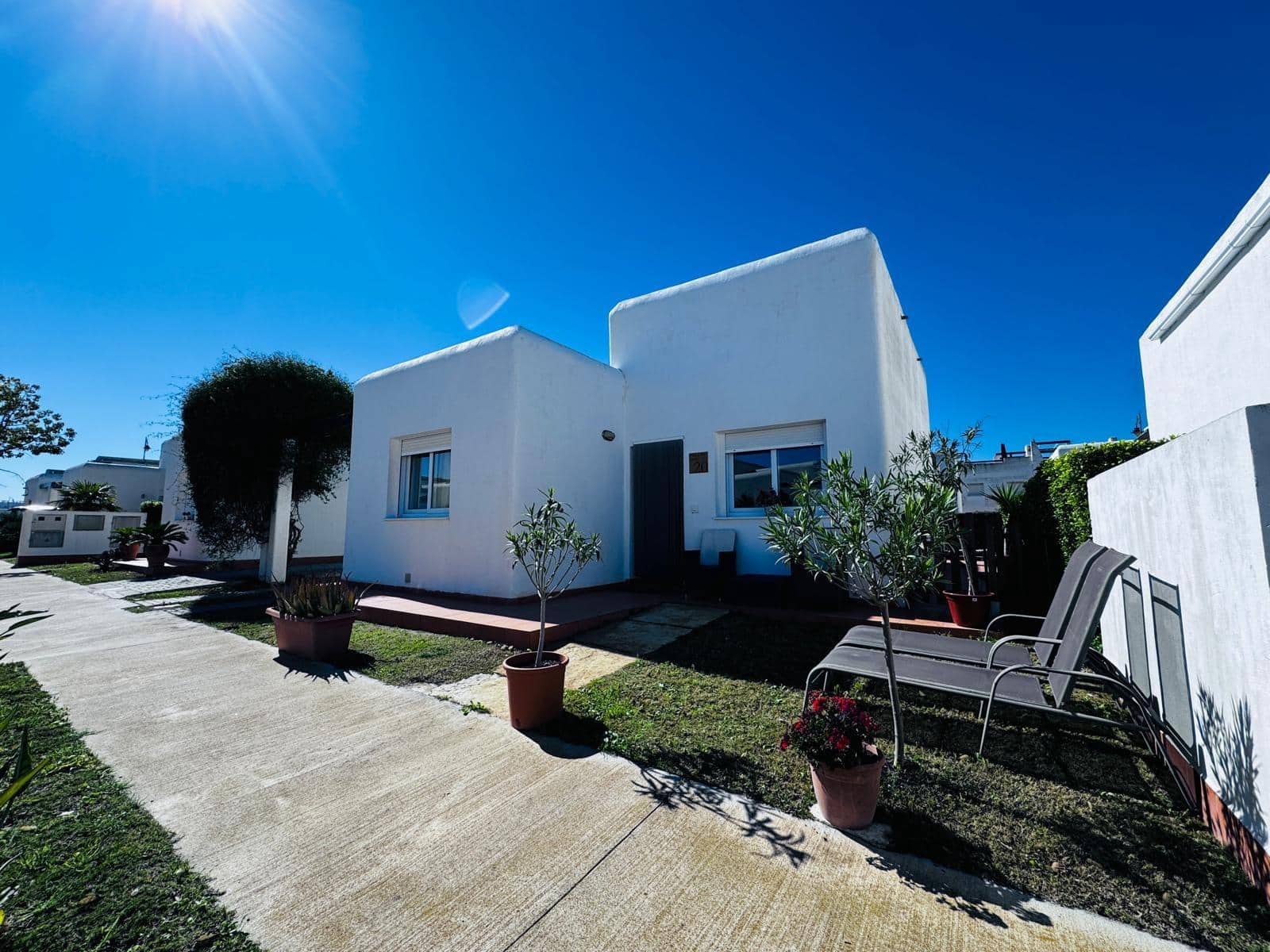 Chalet de 2 habitaciones en Condado de Alhama en venta con piscina - 209.950 € (Ref: 9651003)