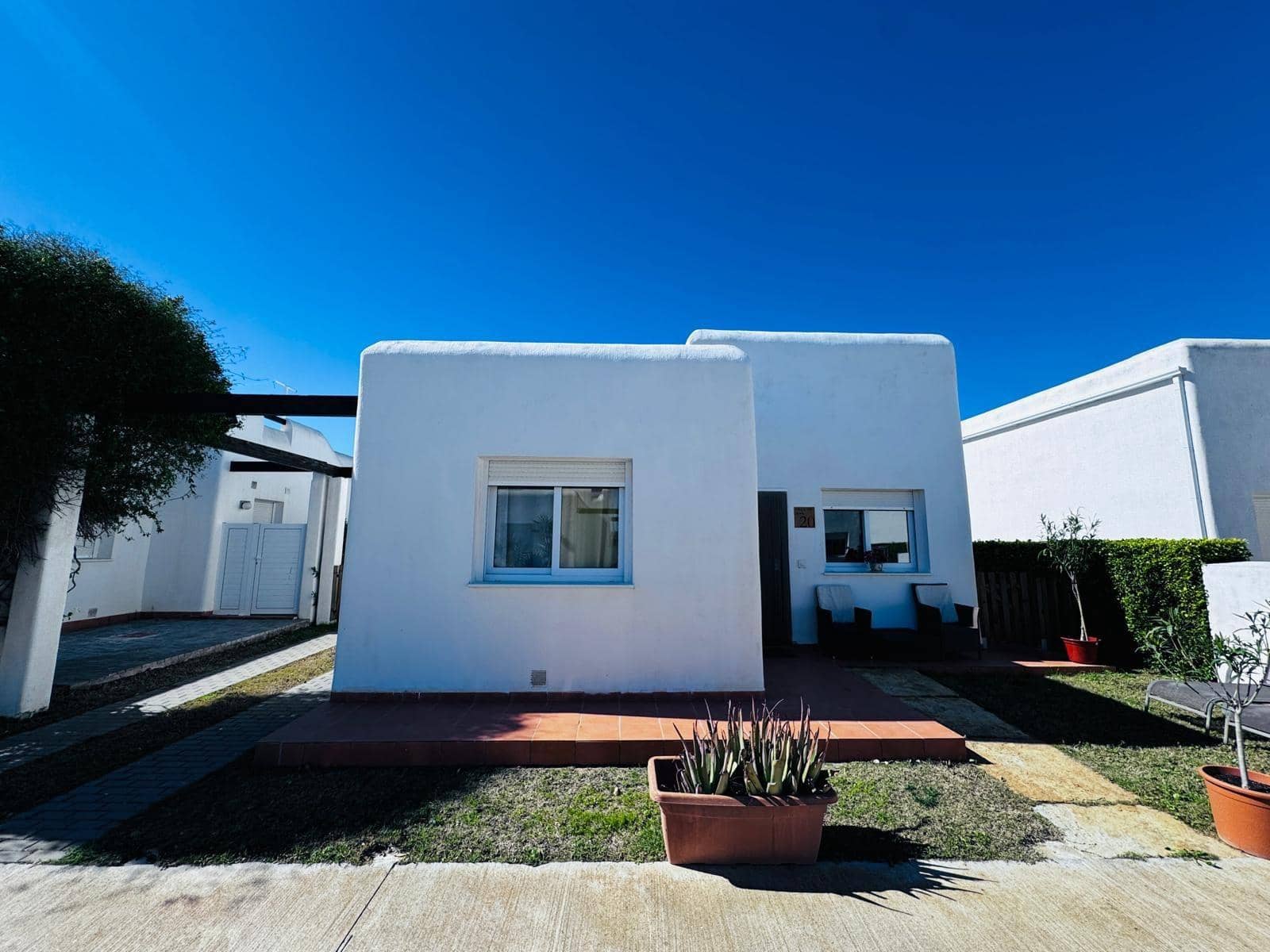 Chalet de 2 habitaciones en Condado de Alhama en venta con piscina - 209.950 € (Ref: 9651003)