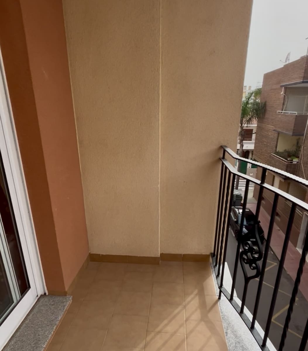 2 bedroom Apartment for sale in Los Alcazares with garage - € 124,000 (Ref: 9651651)
