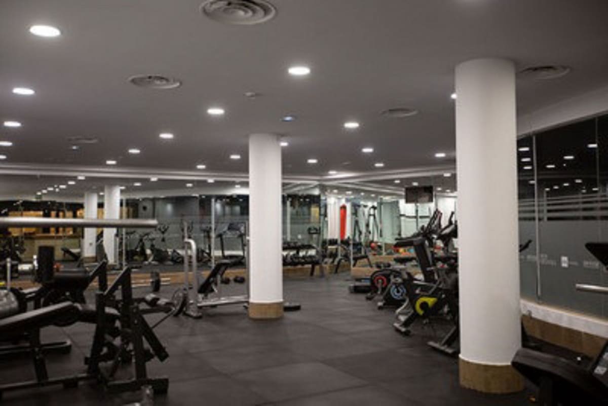 1 bedroom Apartment for sale in Benahavis with pool - € 115,000 (Ref: 9655714)