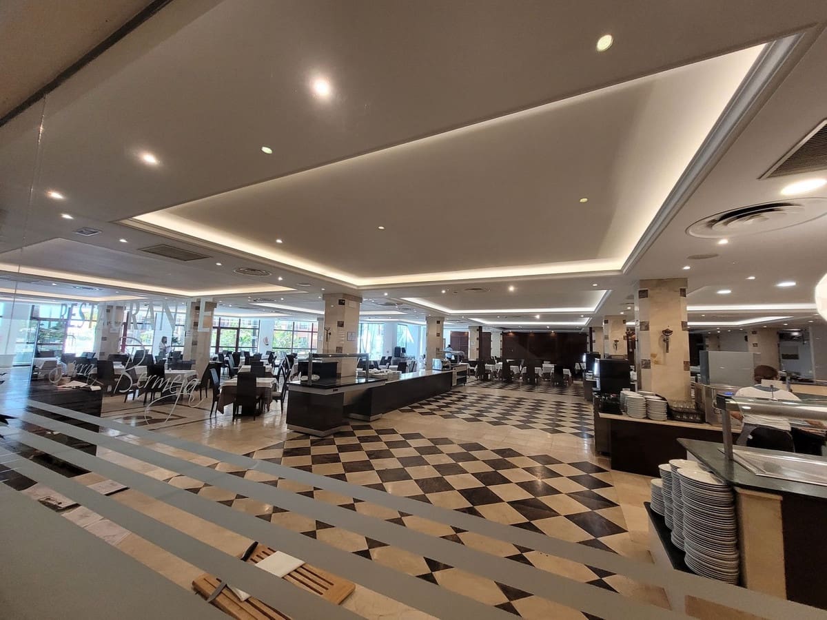 1 bedroom Apartment for sale in Benahavis with pool - € 115,000 (Ref: 9655714)